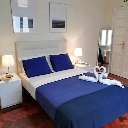 Pensión Blue Bairro Lisboa