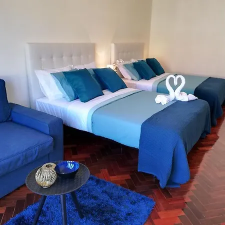 בית הארחה Blue Bairro ליסבון