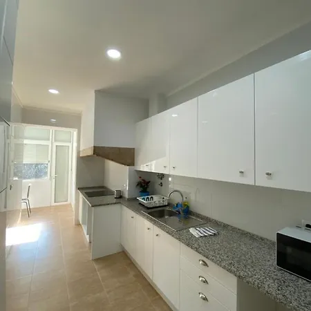 Blue Bairro בית הארחה ליסבון